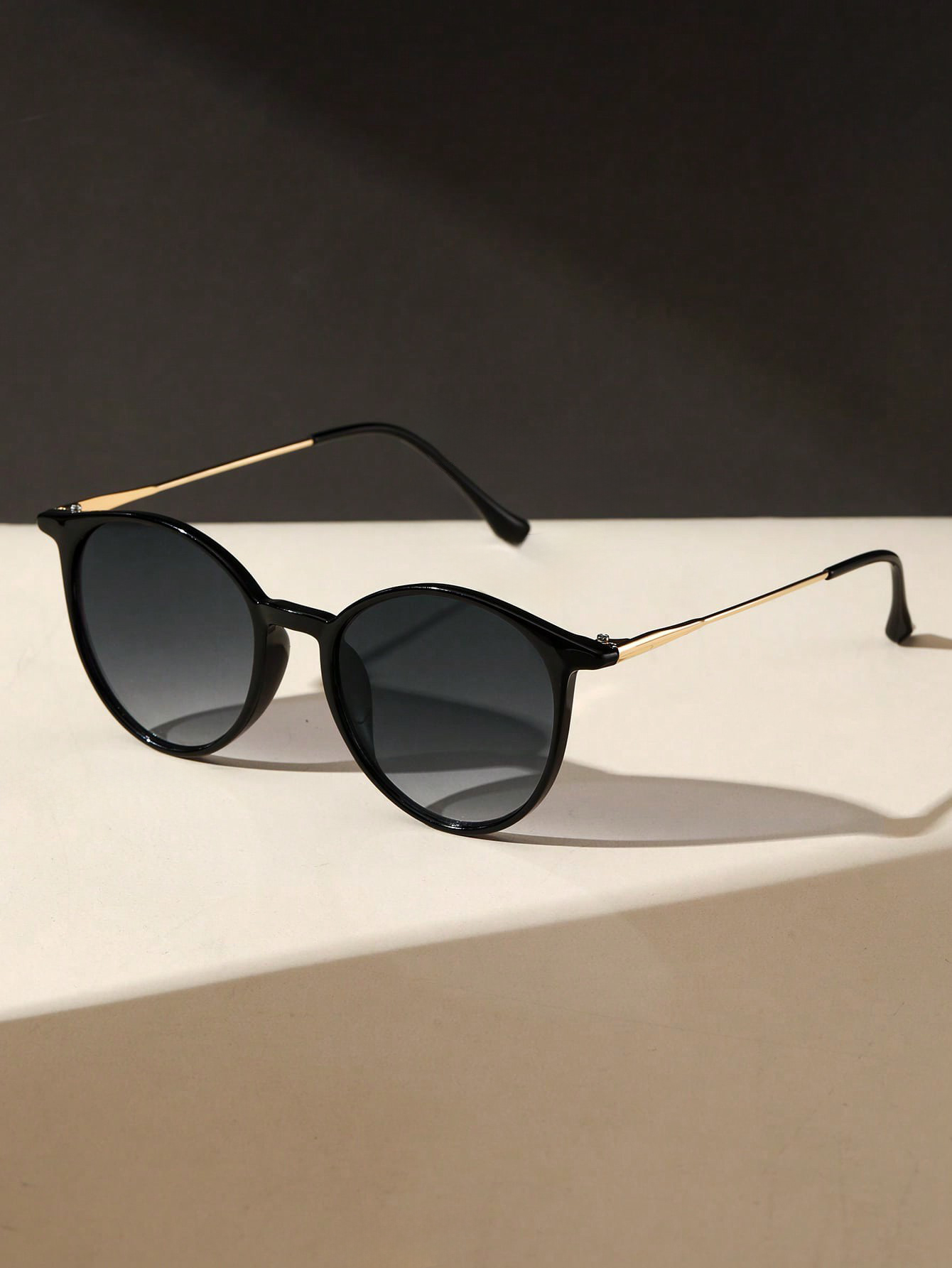 1PC Fashion Round Metal Women  - Men'S Fashion Round Glasses avis et prix