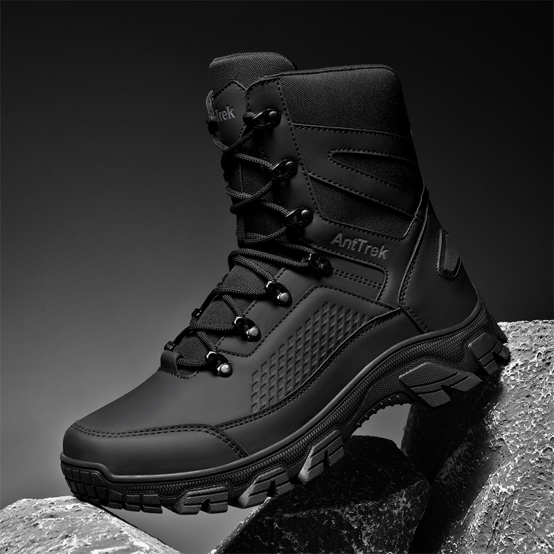 Men's wild training boots four - Graphic Tee Oversized avis et prix