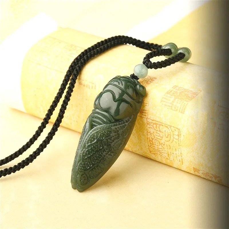 Natural Hetian Jade Cicada Pen - Men'S Fashion Necklaces avis et prix