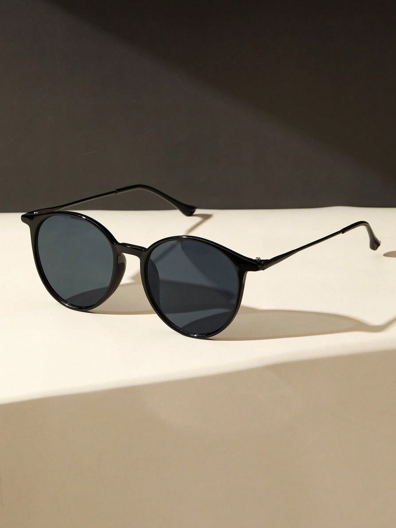 1PC Fashion Round Metal Women  - Men'S Fashion Round Glasses avis et prix