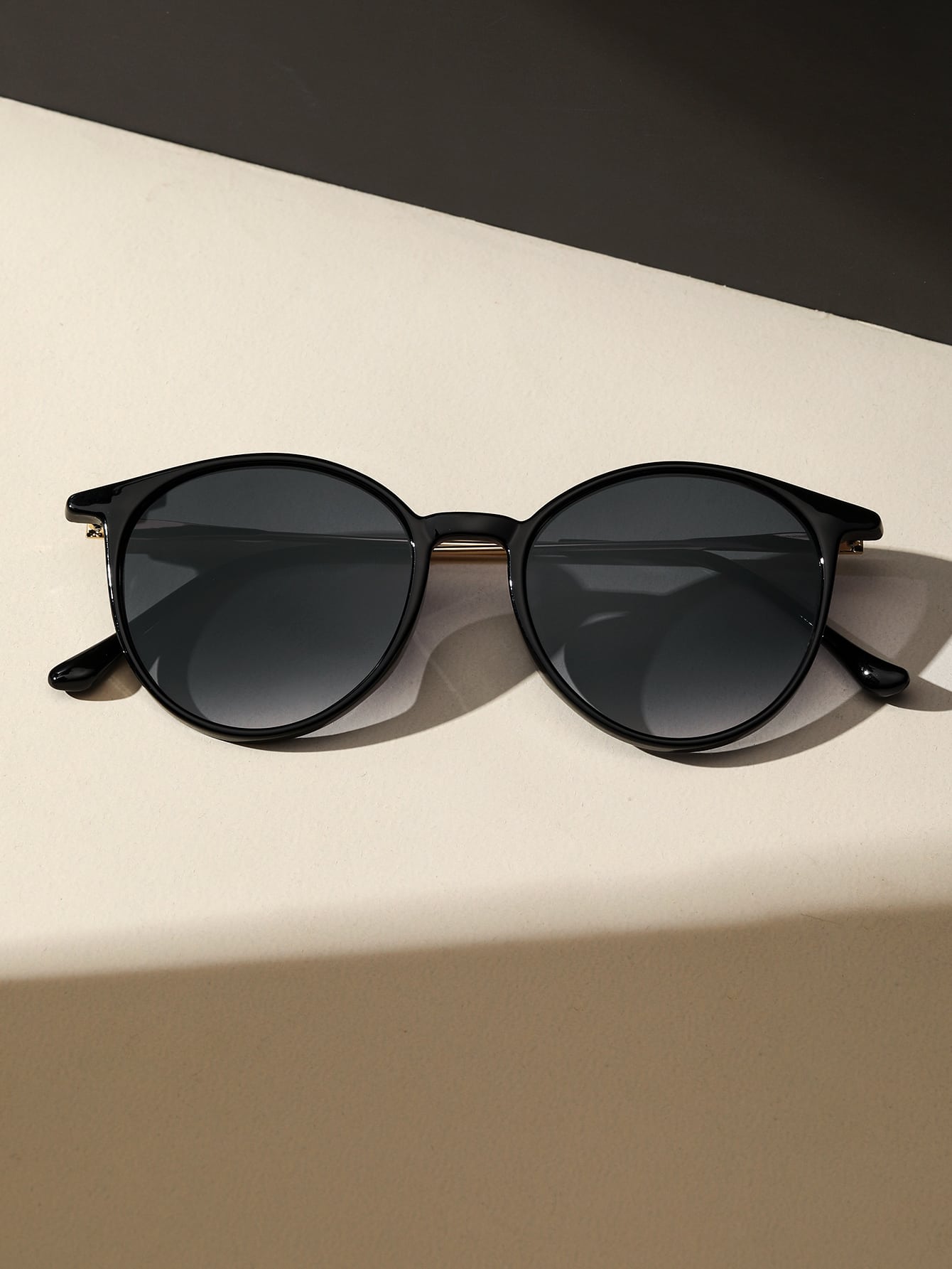 1PC Fashion Round Metal Women  - Men'S Fashion Round Glasses avis et prix